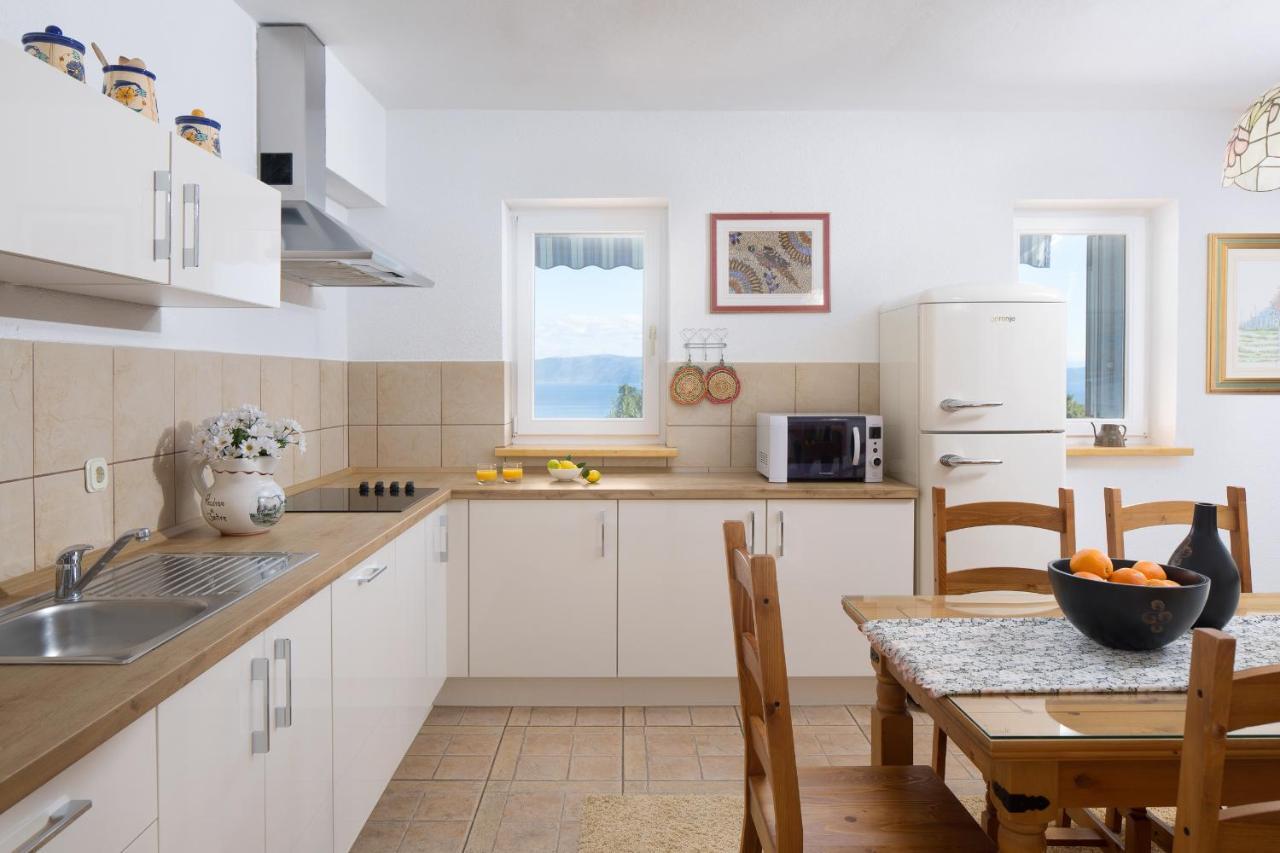 Villa Bella Vista - Apartments Labin  Eksteriør billede